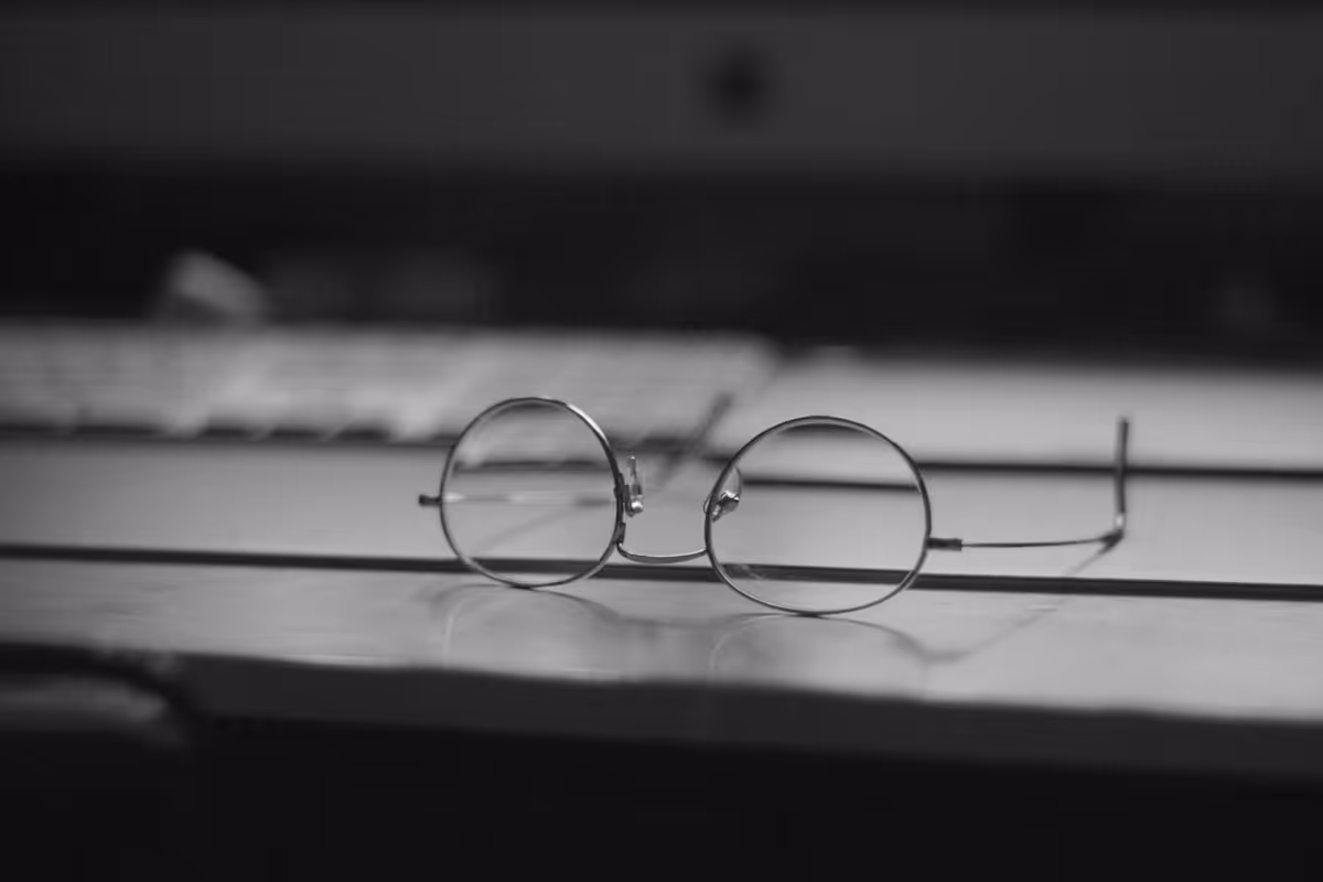 Telas e olhos cansados, o que realmente ajuda