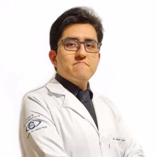 Dr. Samir Cavero Crespo, especialista em Glaucoma, Visão Subnormal e Neuroftalmologia pela USP