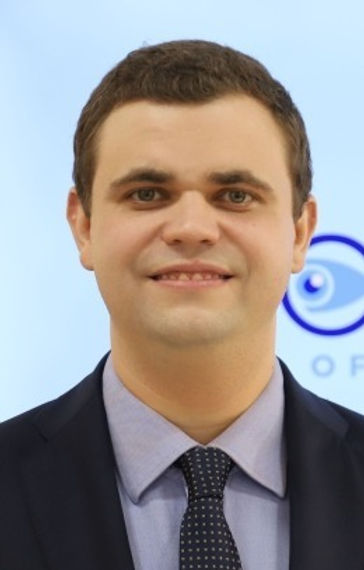 Dr. Lucca Ortolan Hansen, cirurgião refrativo da Ortolan Oftalmologia.